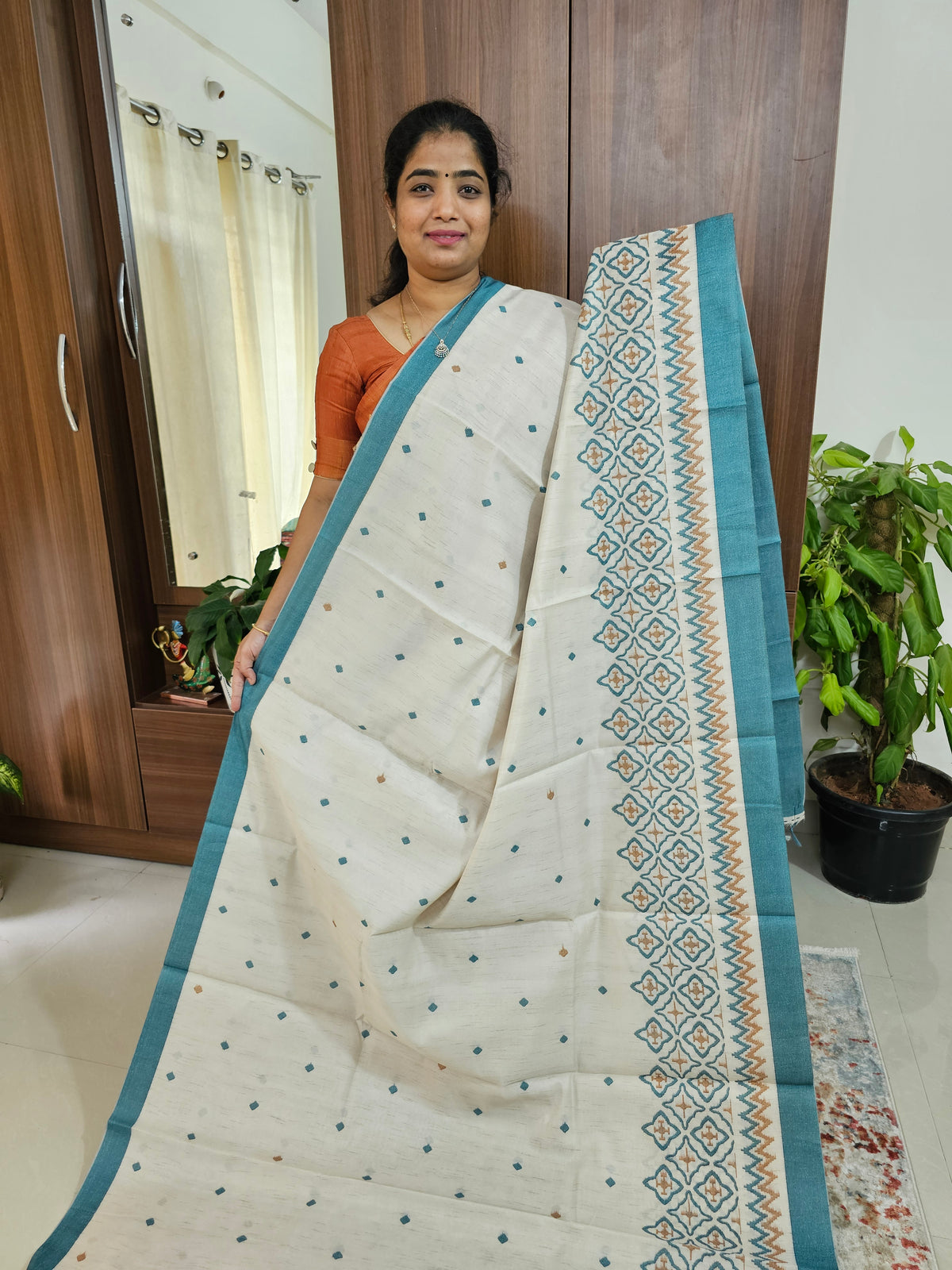 Semi Tussar with Digital Printed Saree - Cream with Peacock Blue