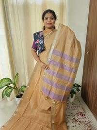 Handwoven Mangalagiri Pattu Saree with Floral Buttas - Beige with Lavender