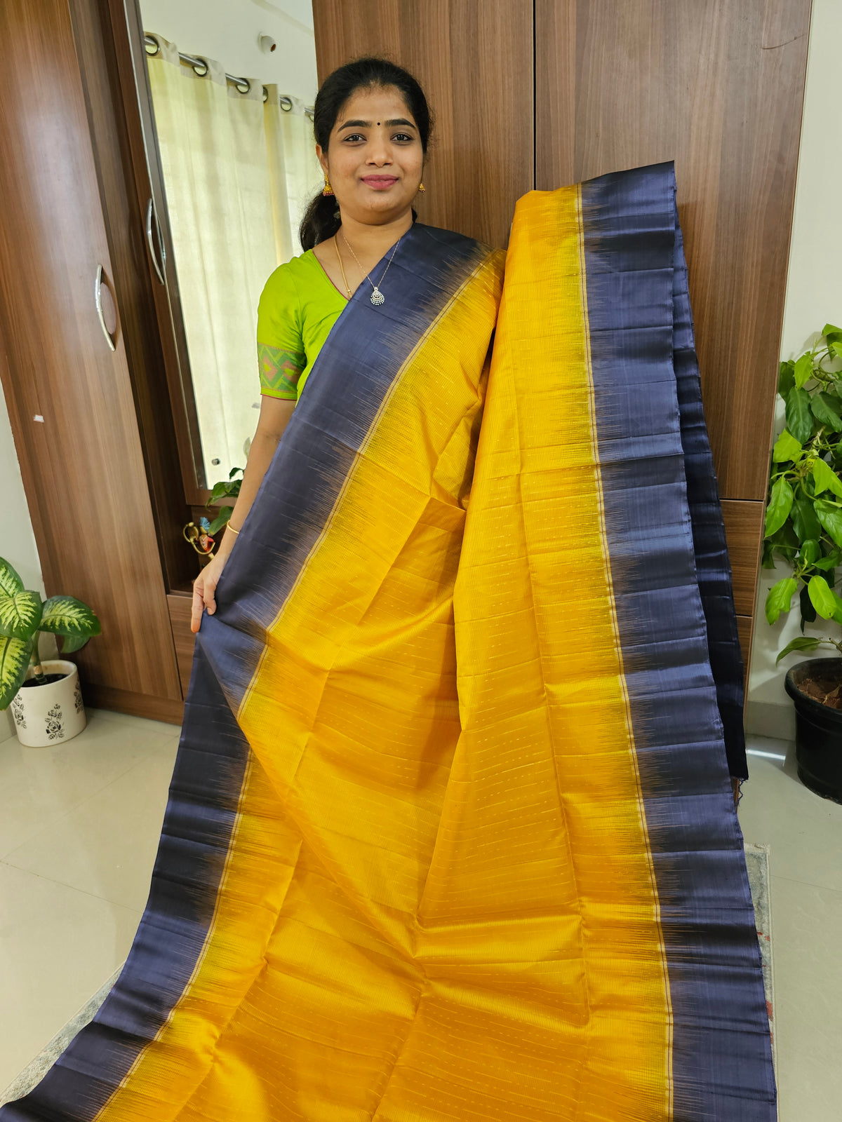 Handloom Pure Kanchi Silk Rain Drop Pattern - Yellow with Grey