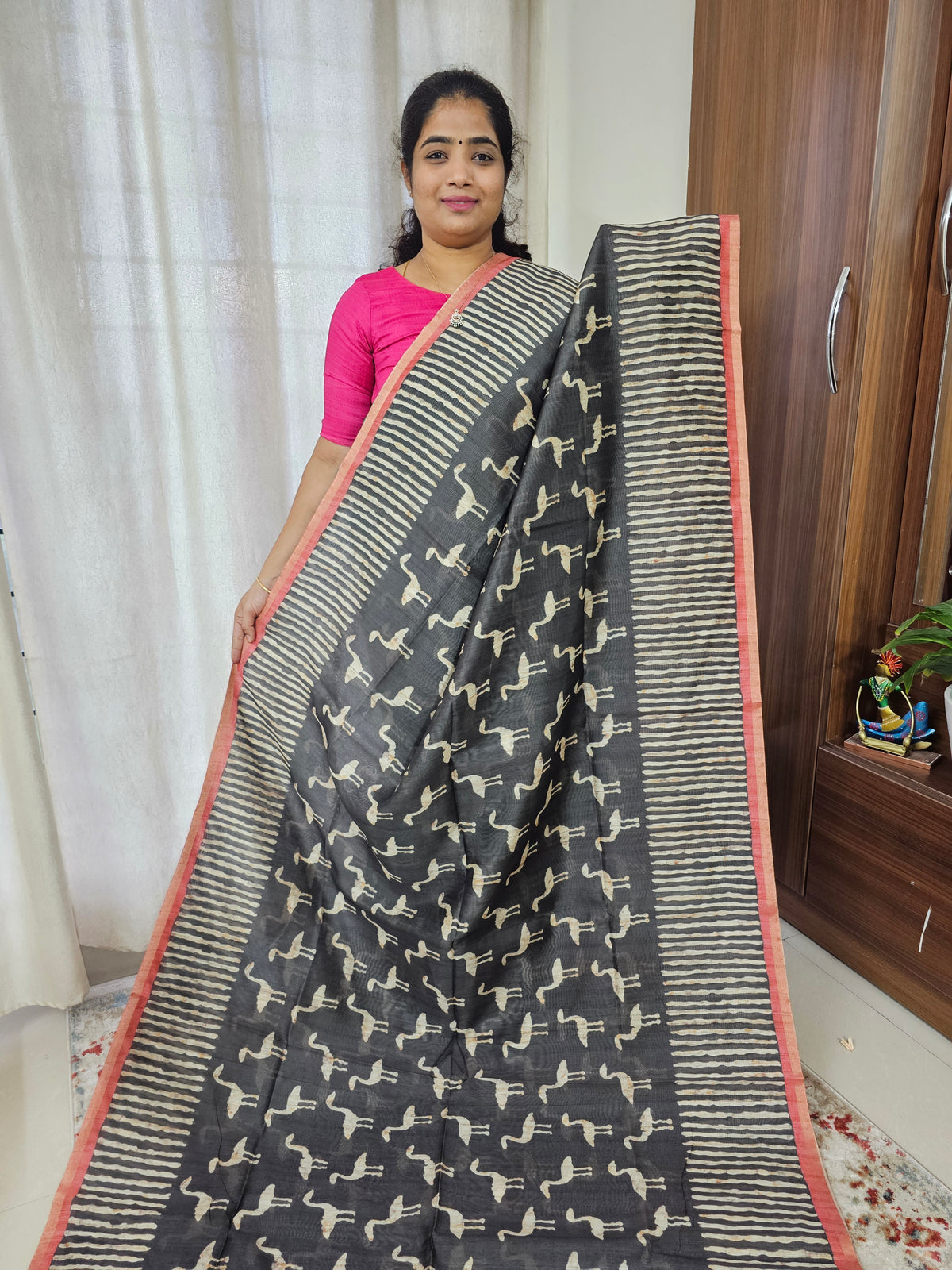 Semi Ghicha Flamingo Printed Saree - Grey with Red