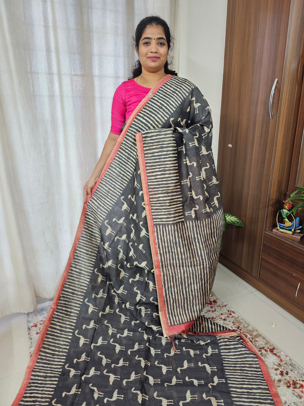 Semi Ghicha Flamingo Printed Saree - Grey with Red