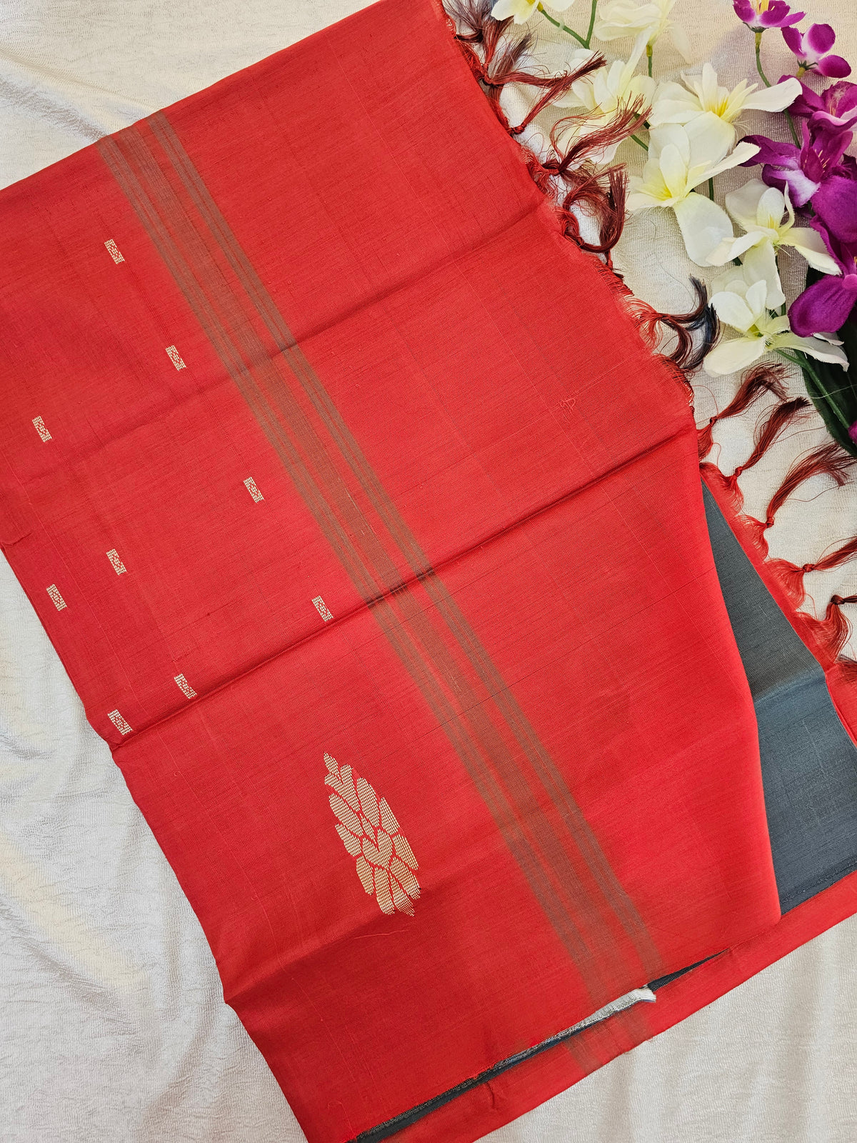 Grey with Red Chinnalampattu Saree