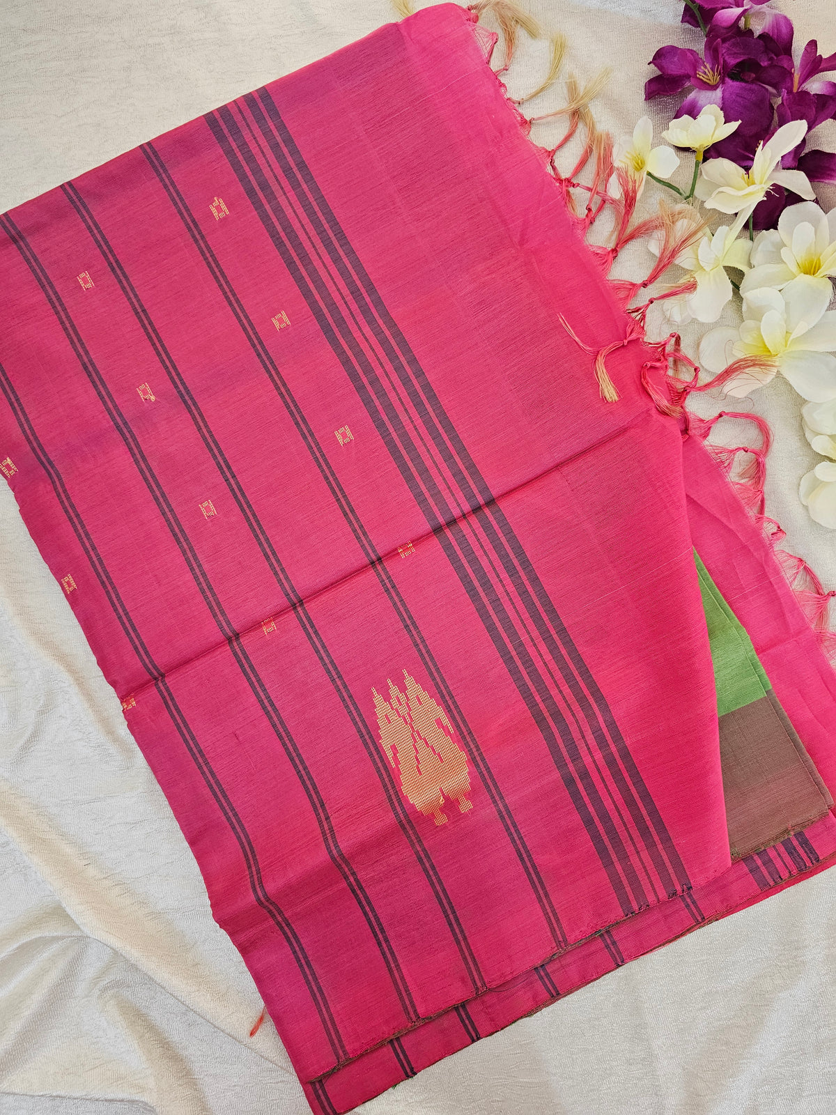 Green with Pink Pallu Handwoven Chinnalampattu Saree