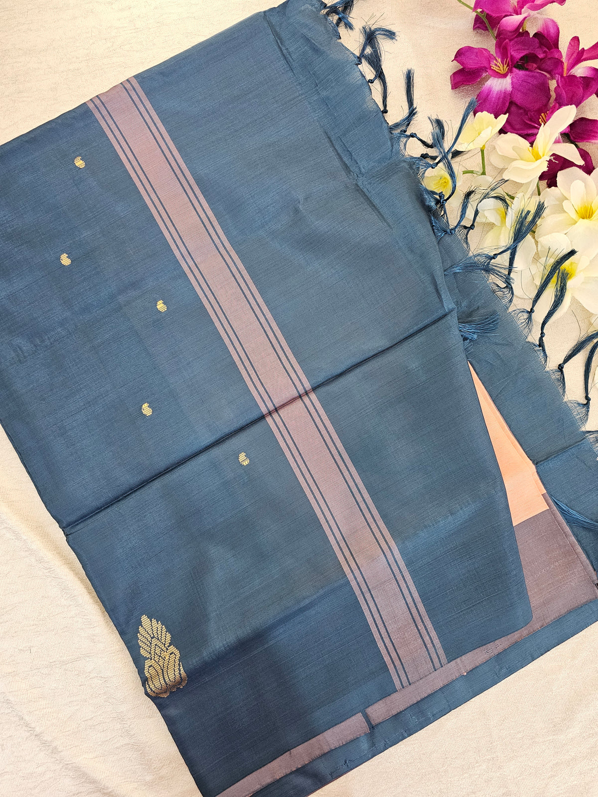 Peach with Grey Border & Pallu Handwoven Chinnalampattu Saree