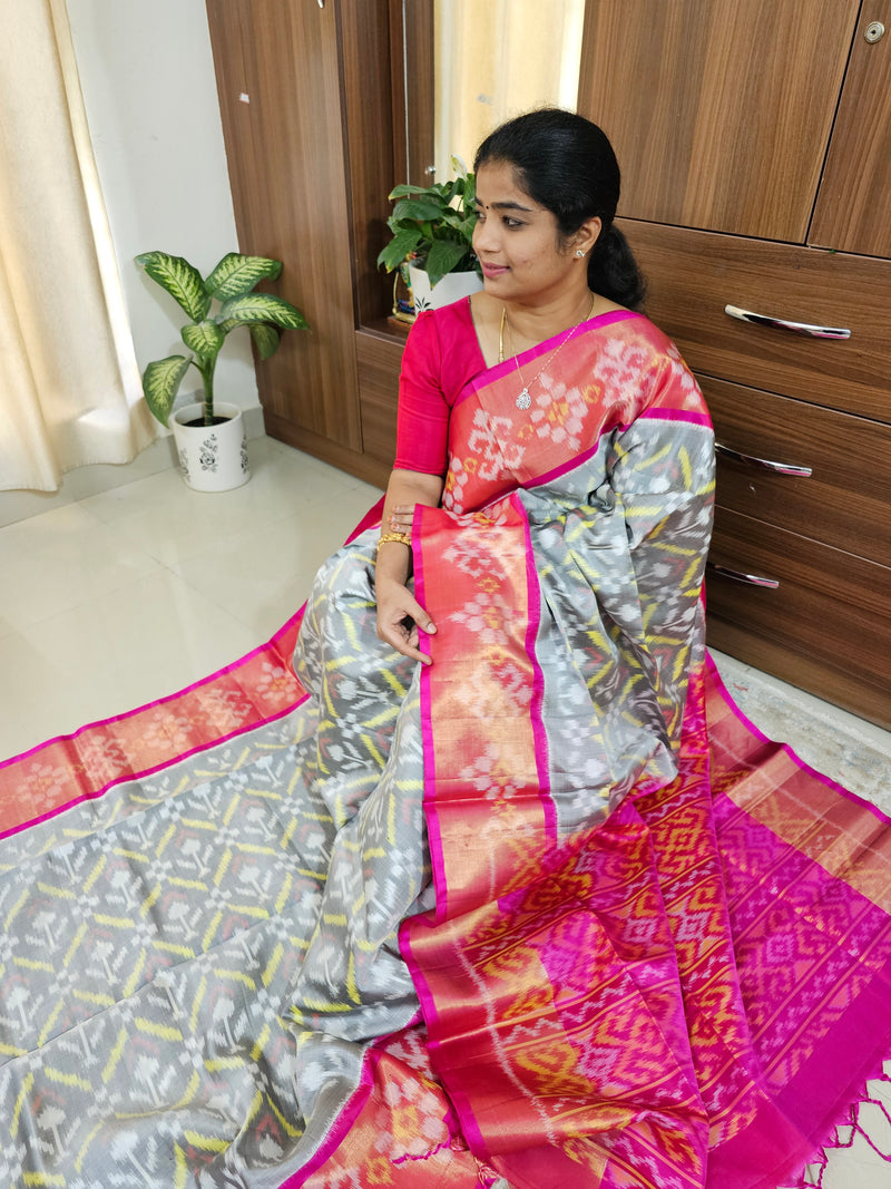 Handloom Pochampally Ikkat Pure Soft Silk Sarees - Grey with Pink
