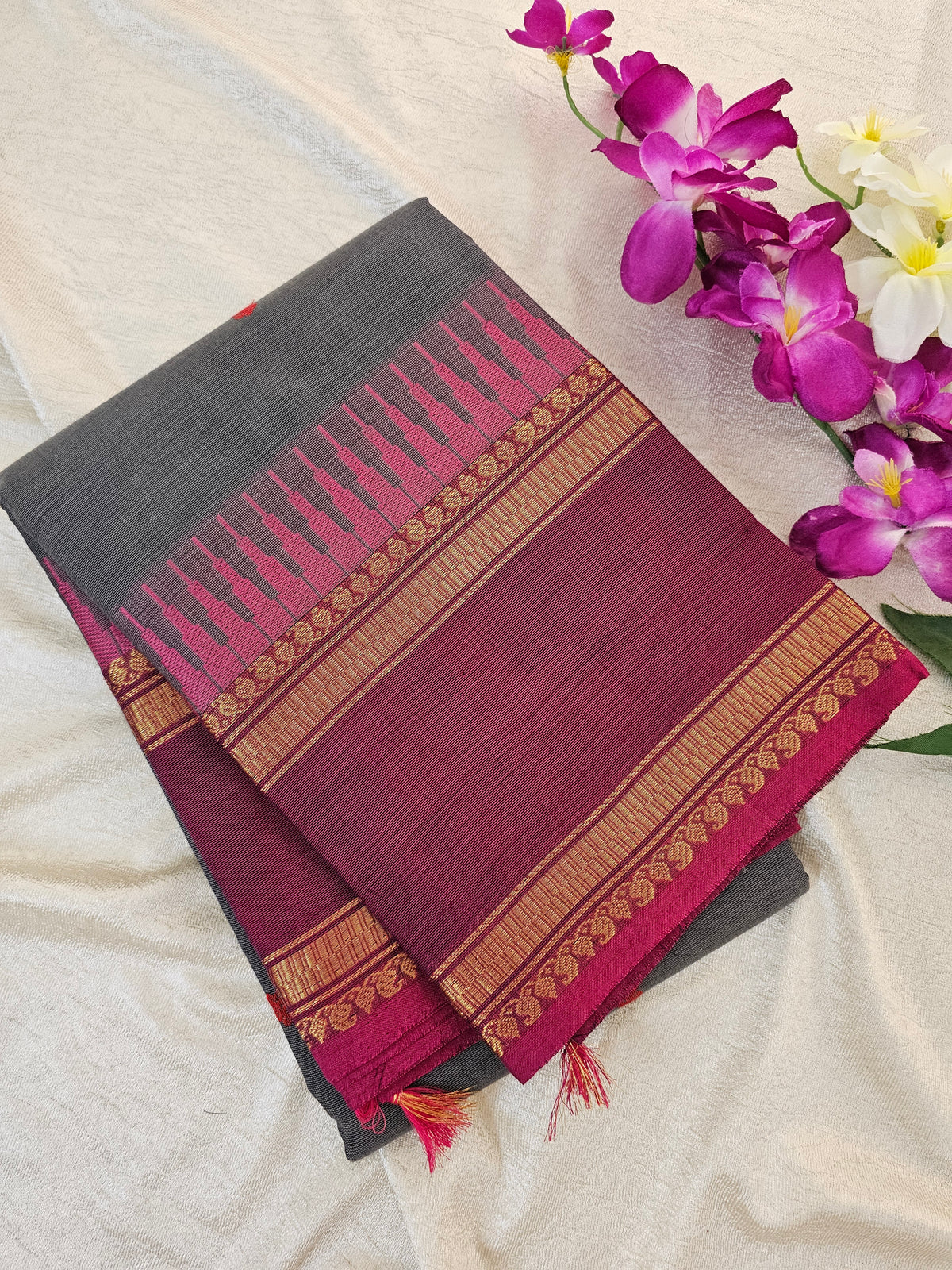 Kanchi Cotton Saree - Grey with Magenta Pink