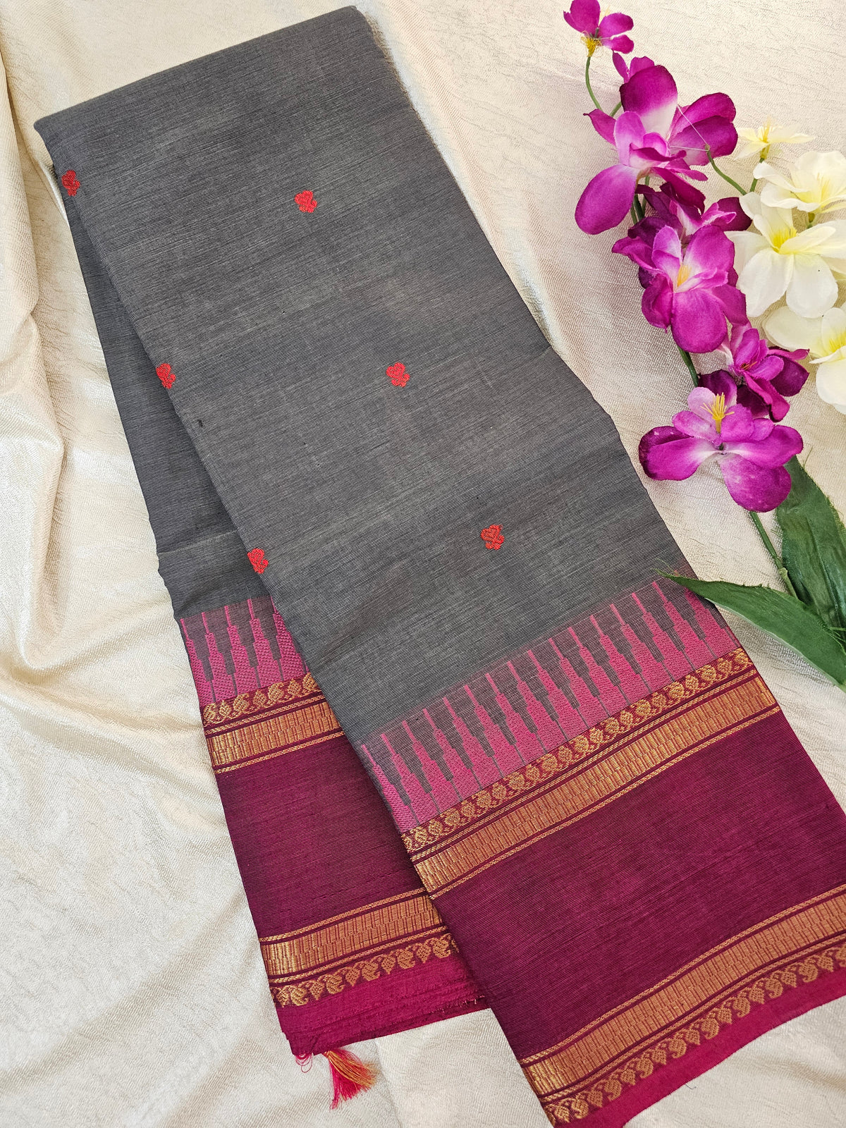 Kanchi Cotton Saree - Grey with Magenta Pink