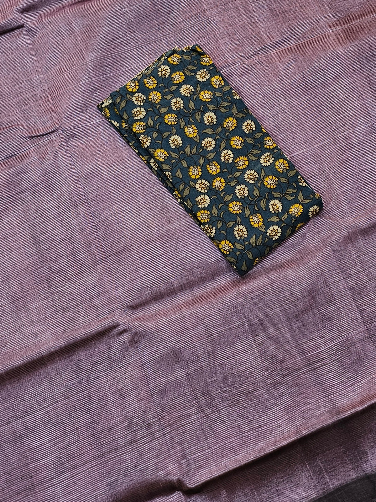 Handwoven Mangalagiri Plain Pattu Saree - Purple with Black