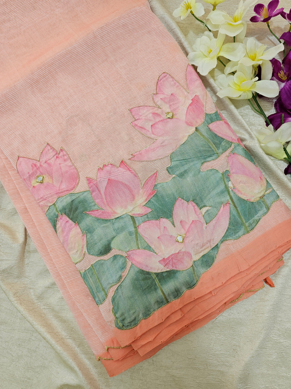 Handwoven Mangalagiri Pattu Saree with Floral Patch Work - Peach