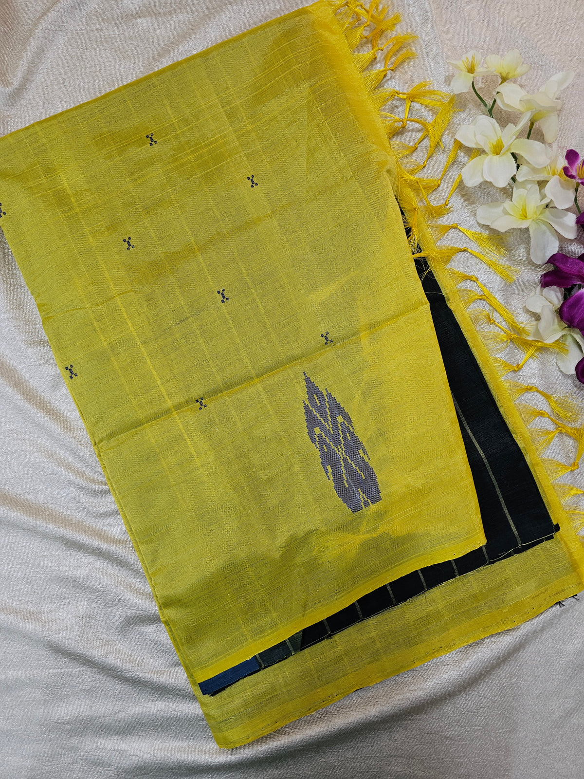 Black with Yellow Chinnalampattu Saree