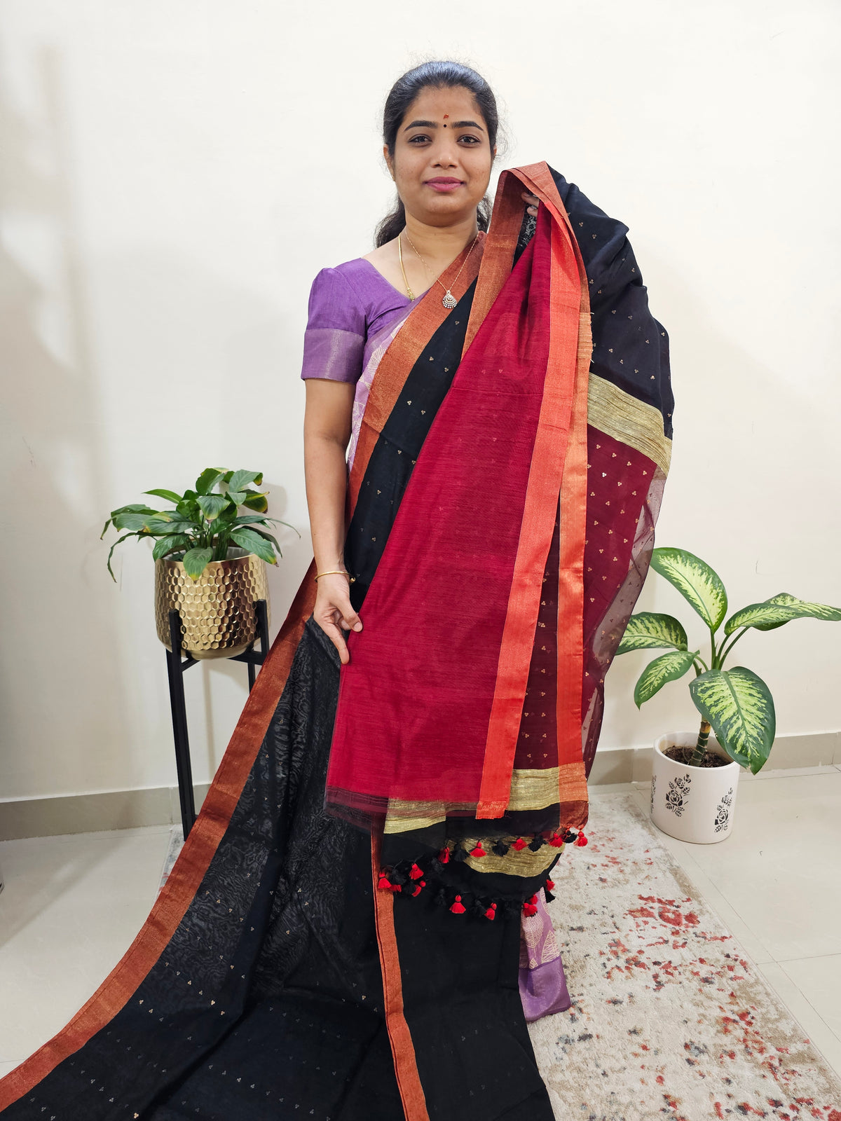 Ghicha Sequence Weaving Saree - Black with Marron