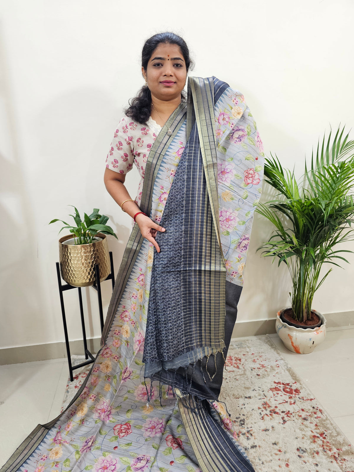 Semi Tussar with Digital Printed Saree - Grey