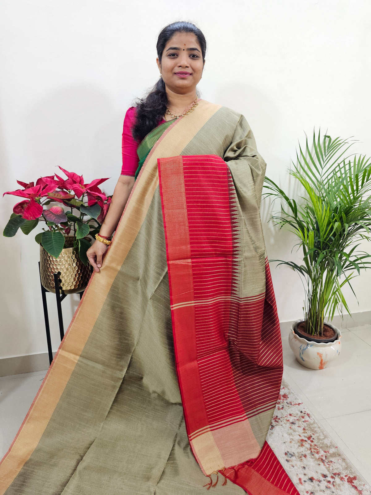 Korvai Weaving Semi Raw Silk Saree - Beige with Red