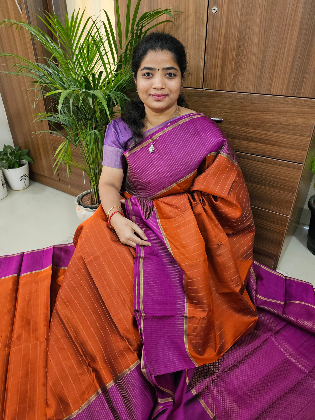 Classical Kanjivaram Pattern Pure Handloom Soft Silk Saree - Rust Orange with Magenta Pink