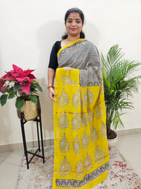 𝐃𝐢𝐬𝐩𝐚𝐭𝐜𝐡 𝐓𝐢𝐦𝐞 - 𝟏 𝐖𝐞𝐞𝐤 Yellow with Black - Chanderi Hand Block Printed Saree