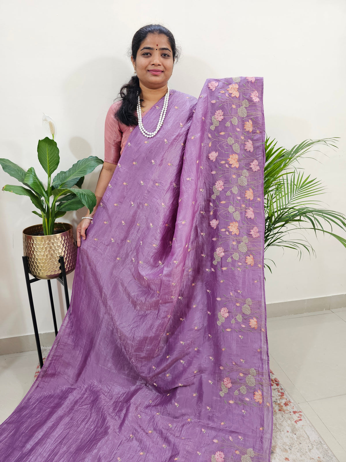 Premium Crushed Designer Soft Saree - Lavender