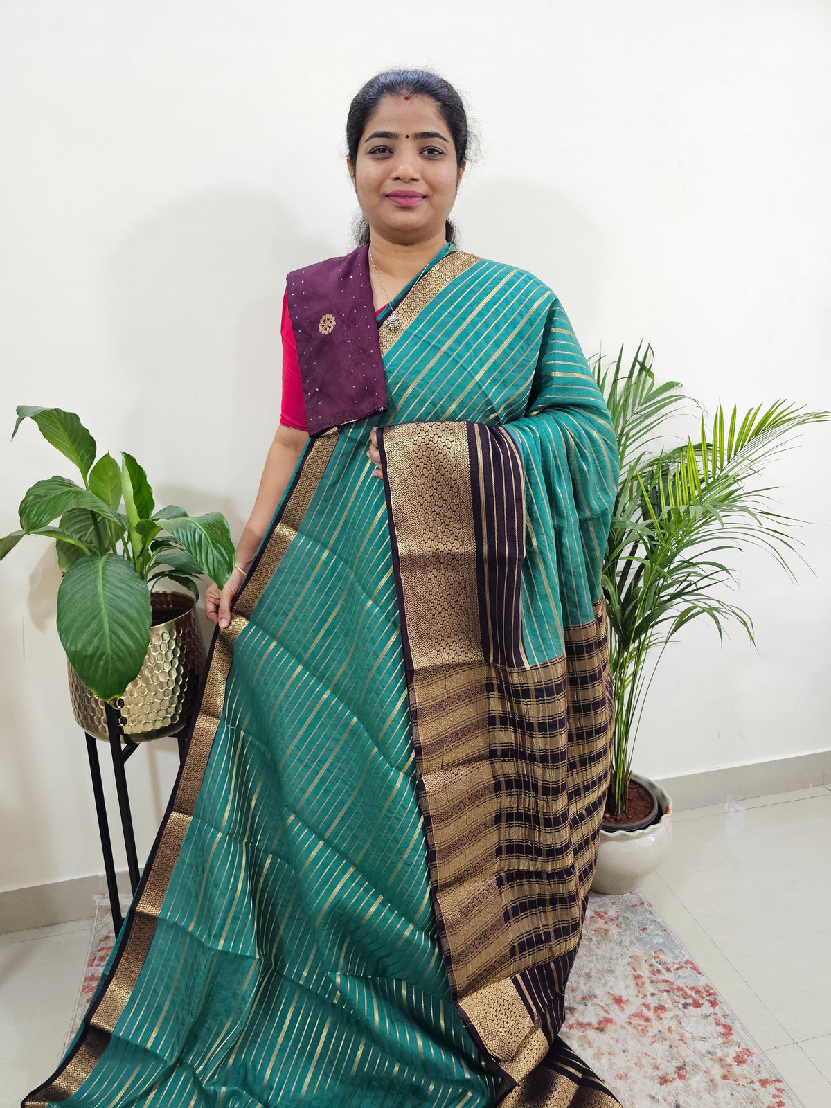 Semi Tussar Georgette with Zari Woven Saree Border - Sea Green with Maroon