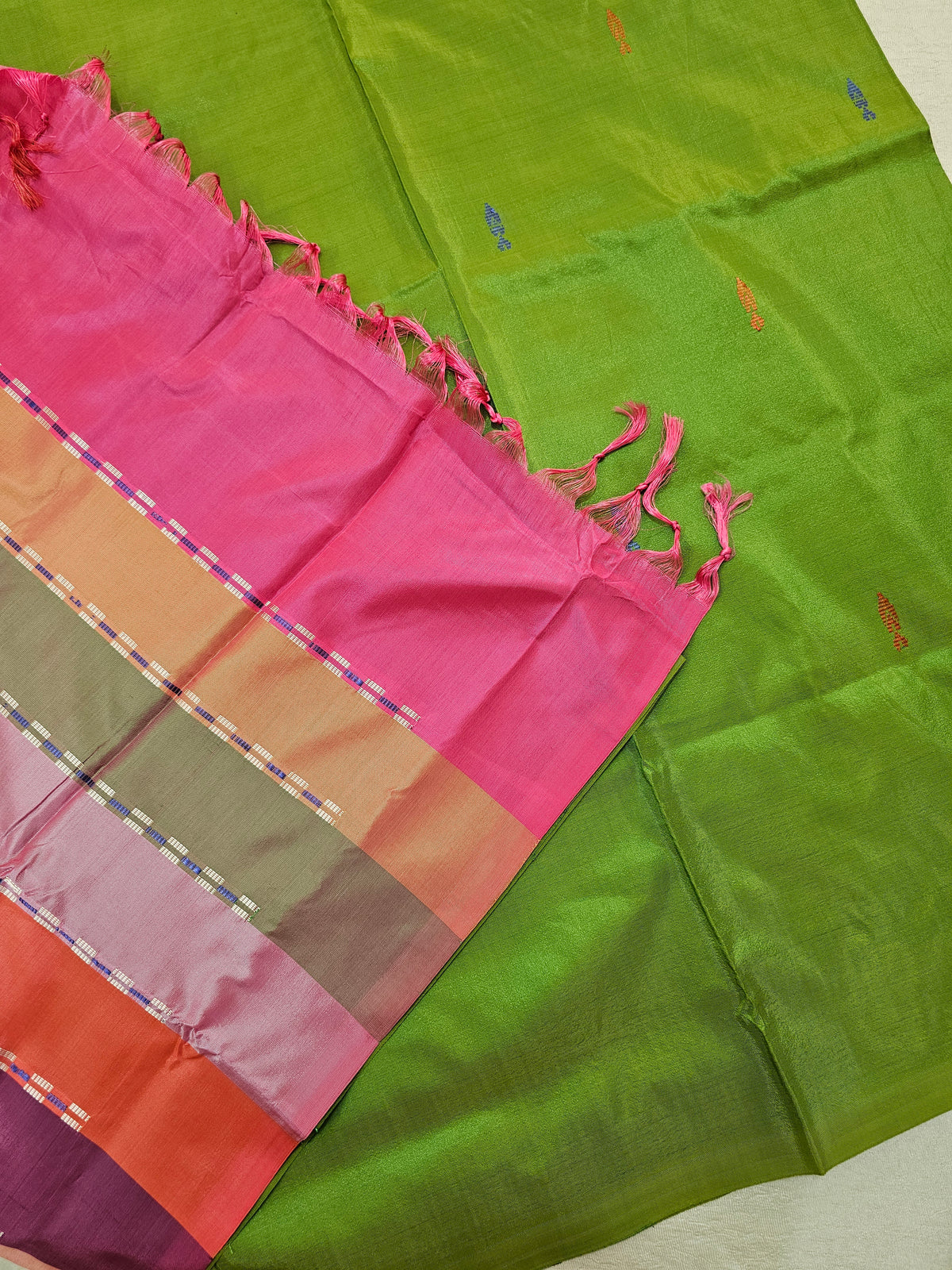 Chinnalampattu Saree - Green with Multi Shade Pallu