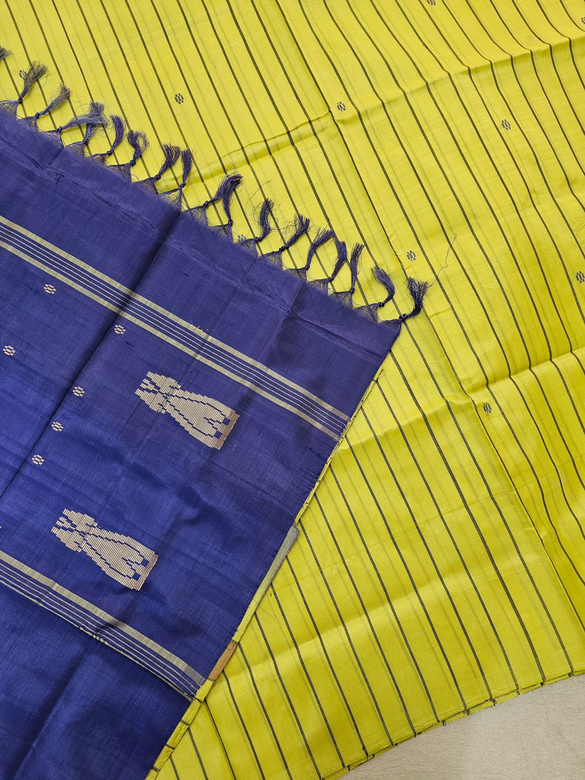 Chinnalampattu Saree - Green with Blue