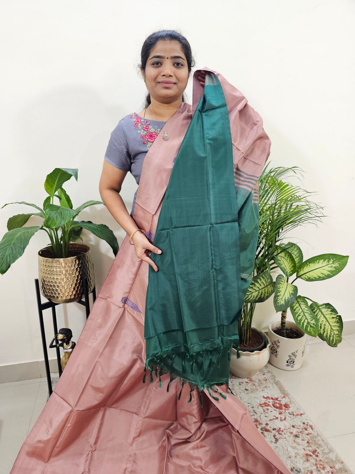 Onion Pink with Peacock Green Chinnalampattu Saree with Blouse