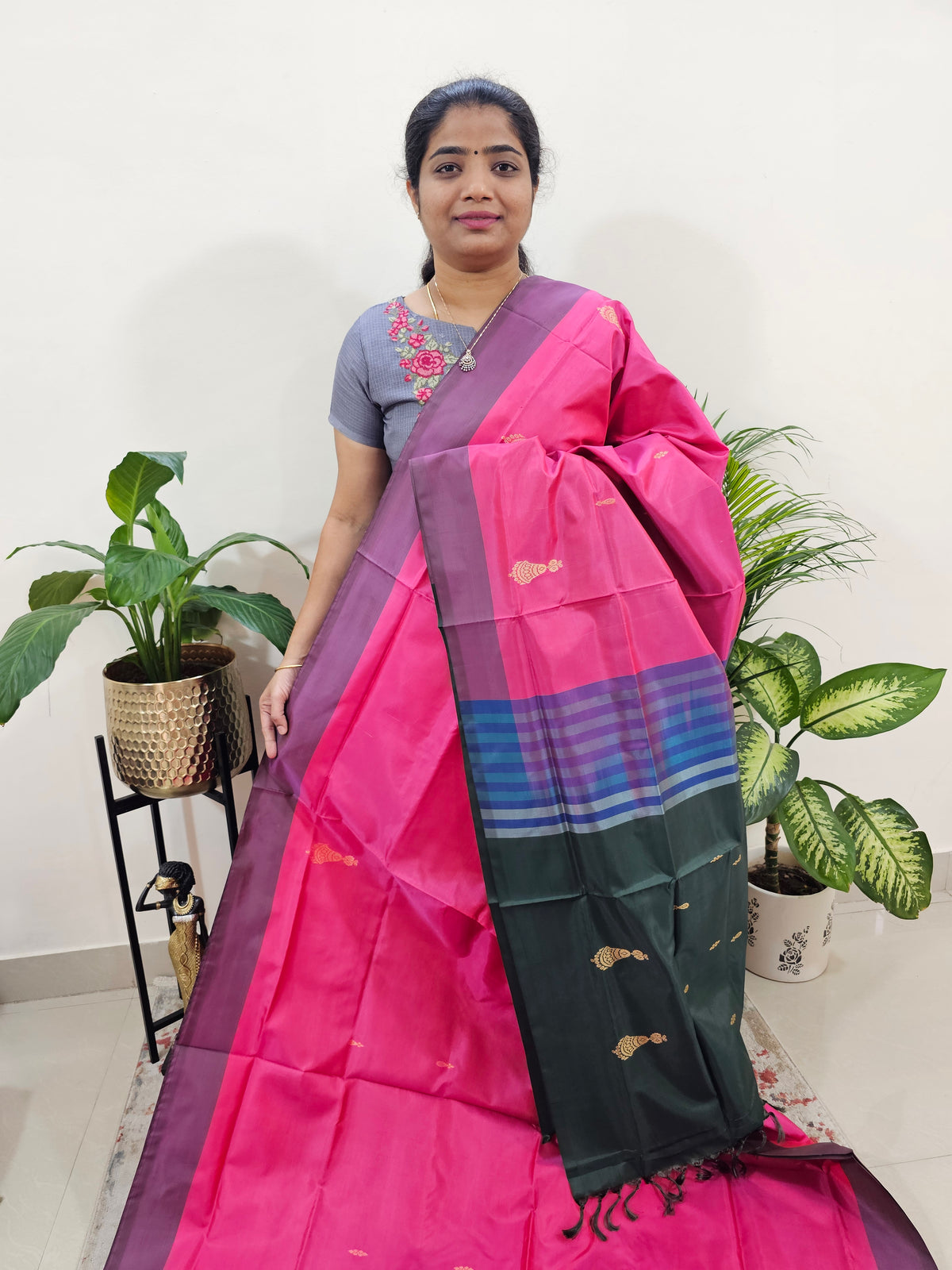 Pink with Bottle Green Border Chinnalampattu Saree with Blouse