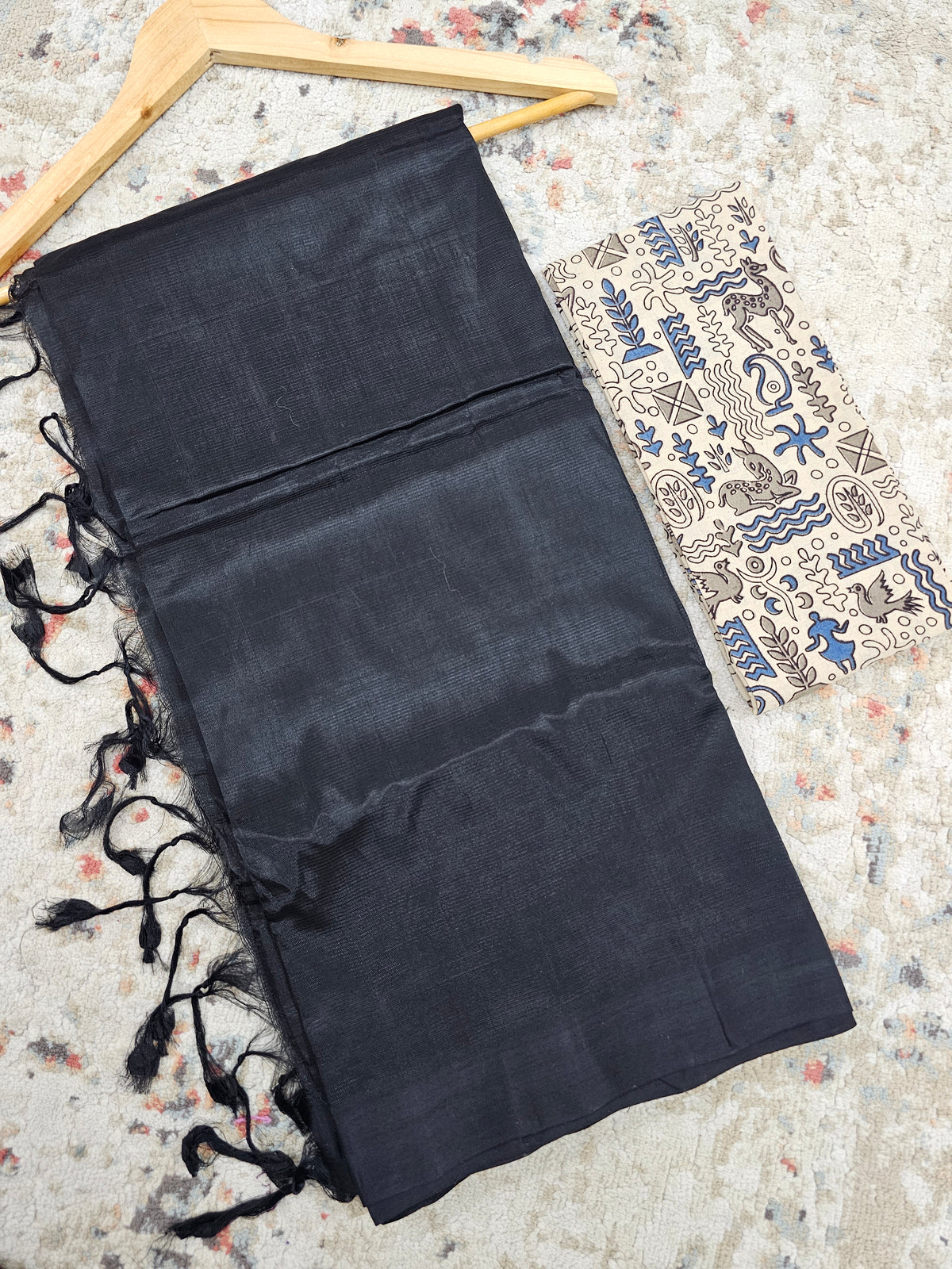 Handwoven Mangalagiri Plain Pattu Saree - Black