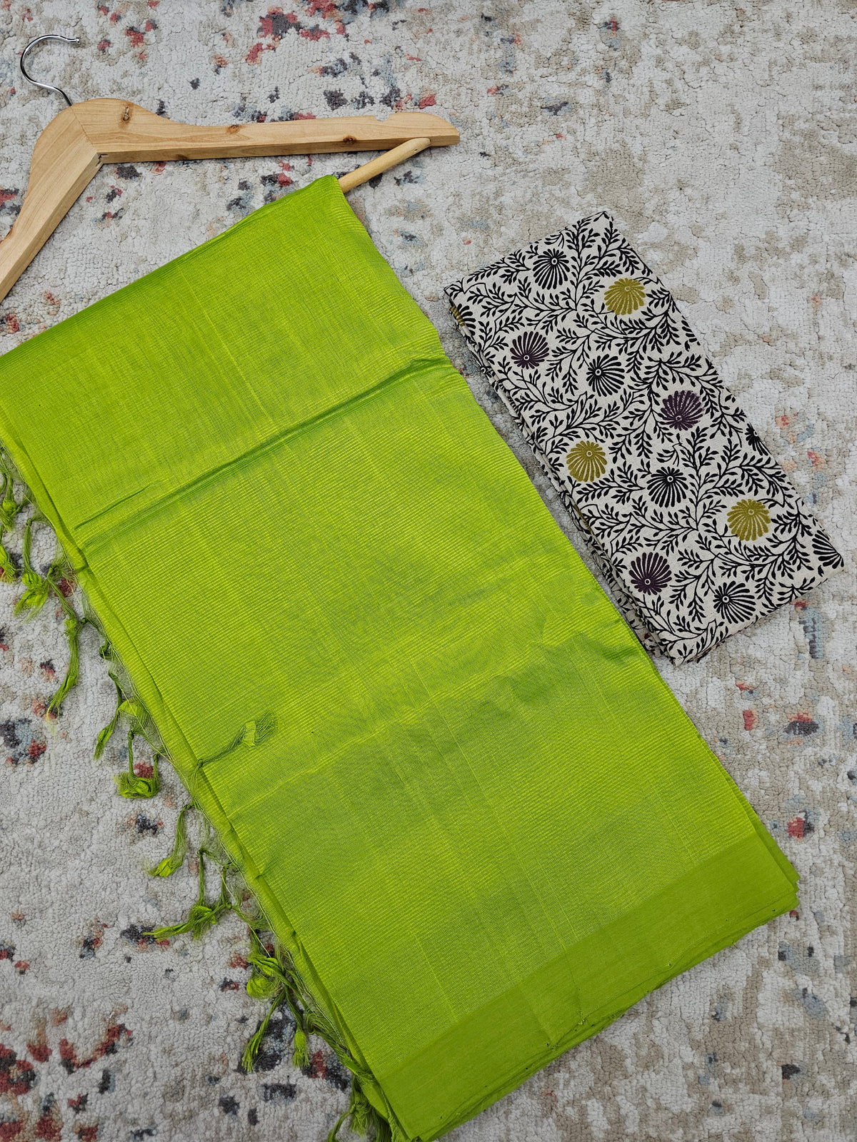 Handwoven Mangalagiri Plain Pattu Saree - Green