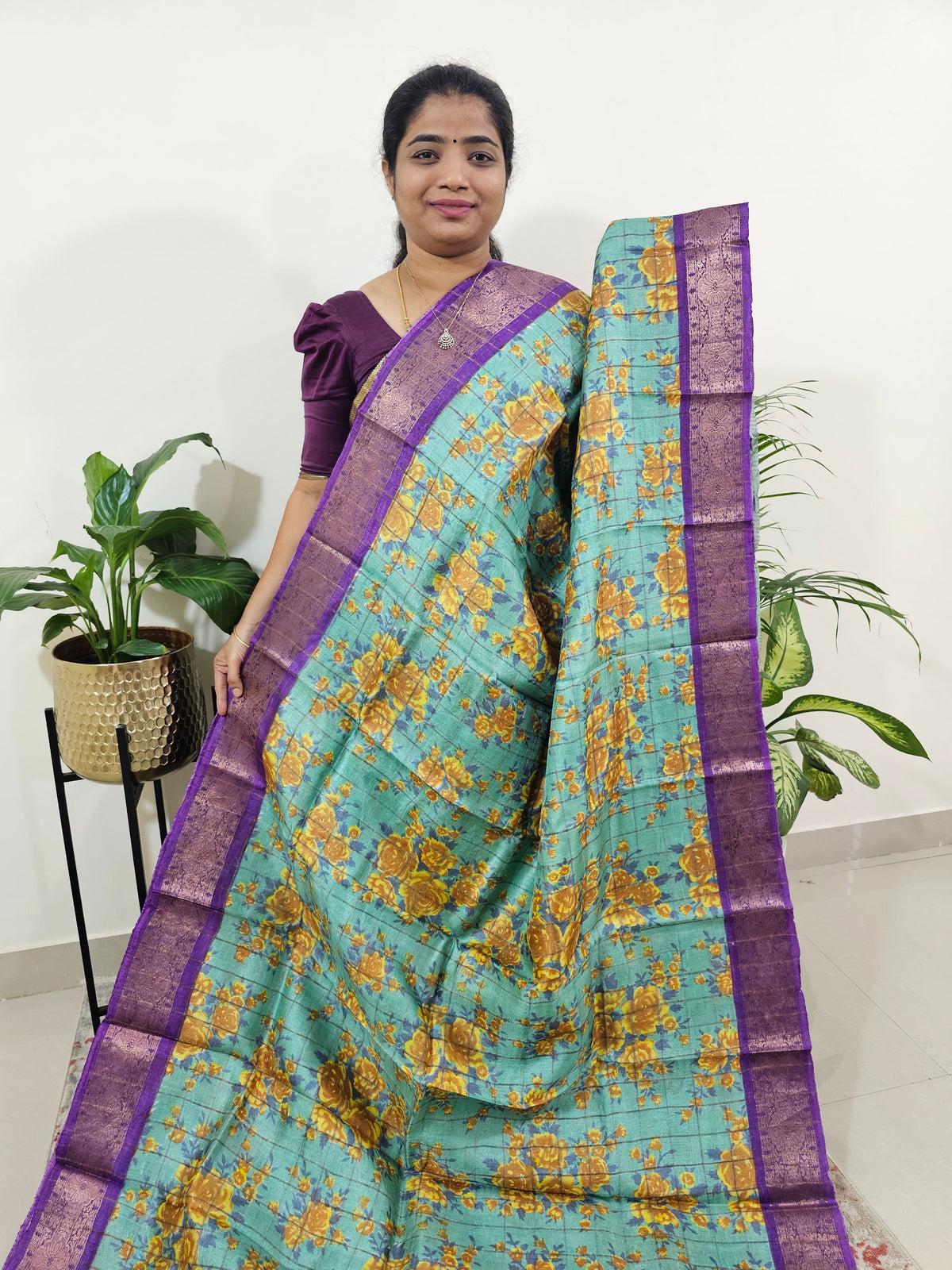 Sea Green with Violet Checks Tussar Silk Saree with Kanchi Border