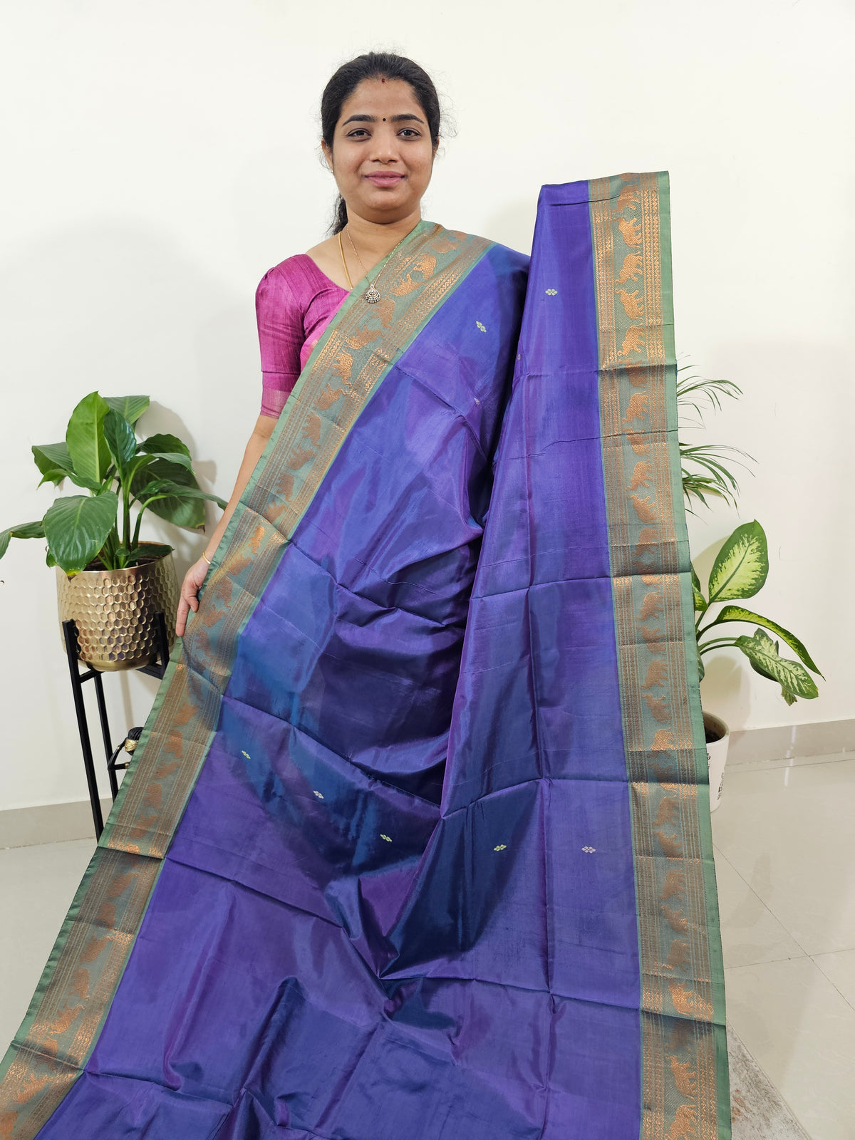 Dual Shade Purple with Green Pallu Chinnalampattu Small Border Saree