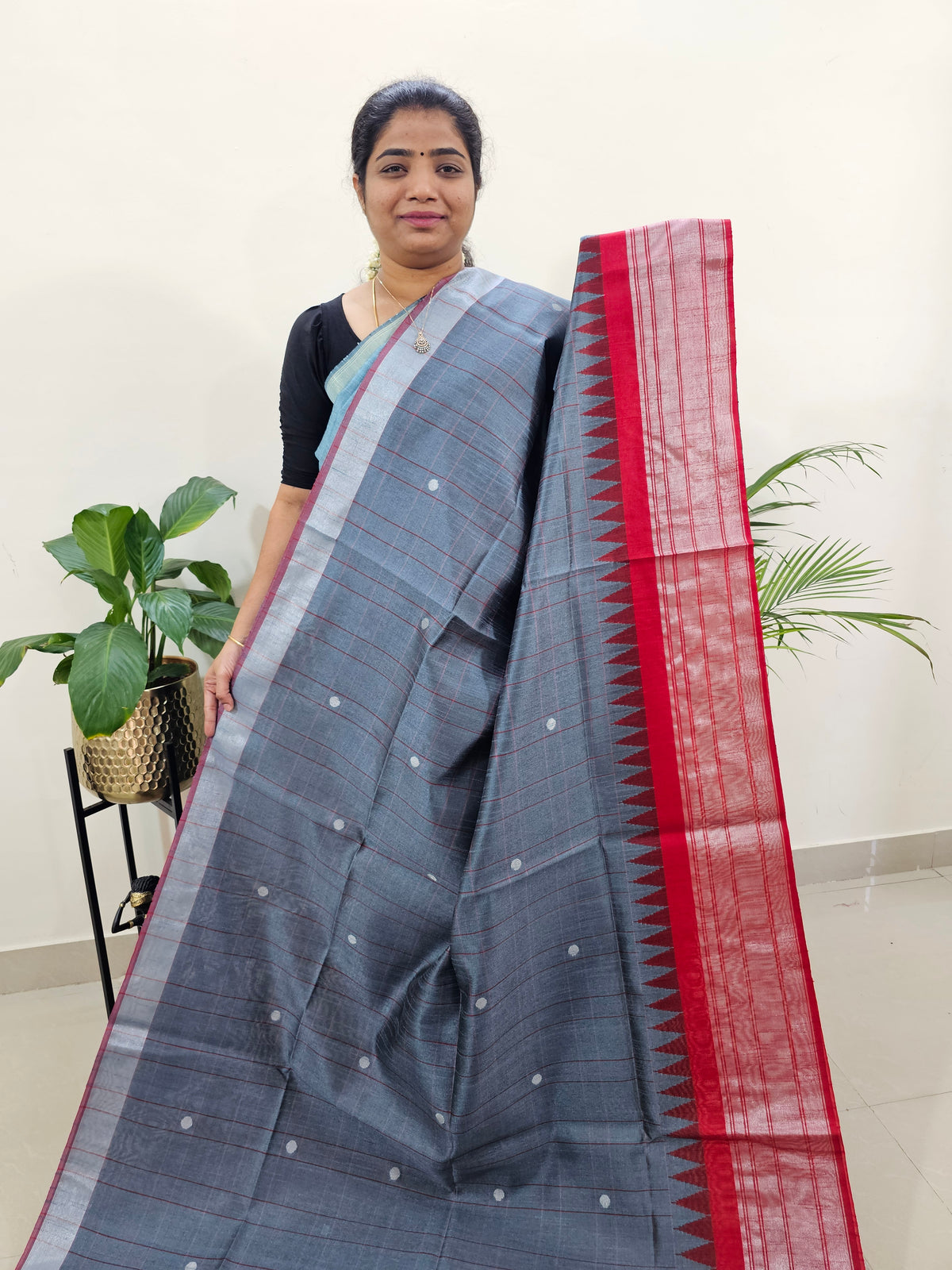 Korvai Weaving Semi Raw Silk Saree - Dark Grey with Red