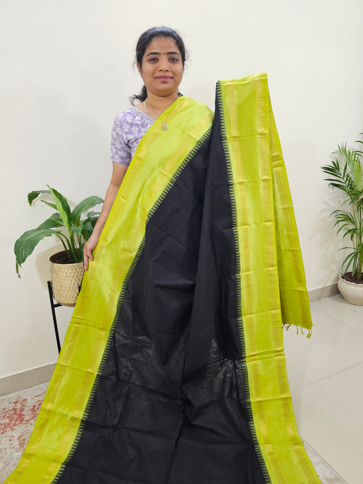 Mercerised Kanchi Cotton Saree - Black with Lime Green