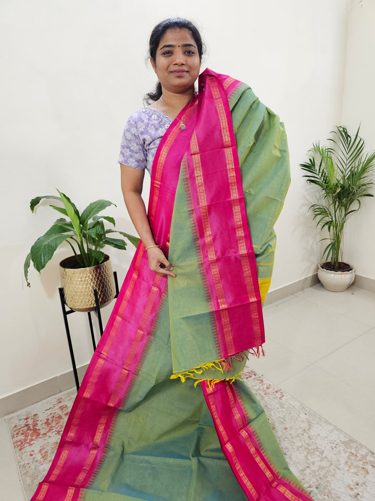 Mercerised Kanchi Cotton Saree - Green with Pink