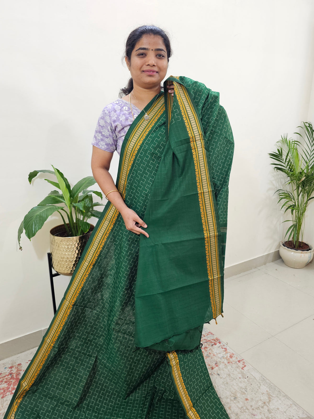 Kanchi Cotton Saree - Bottle Green