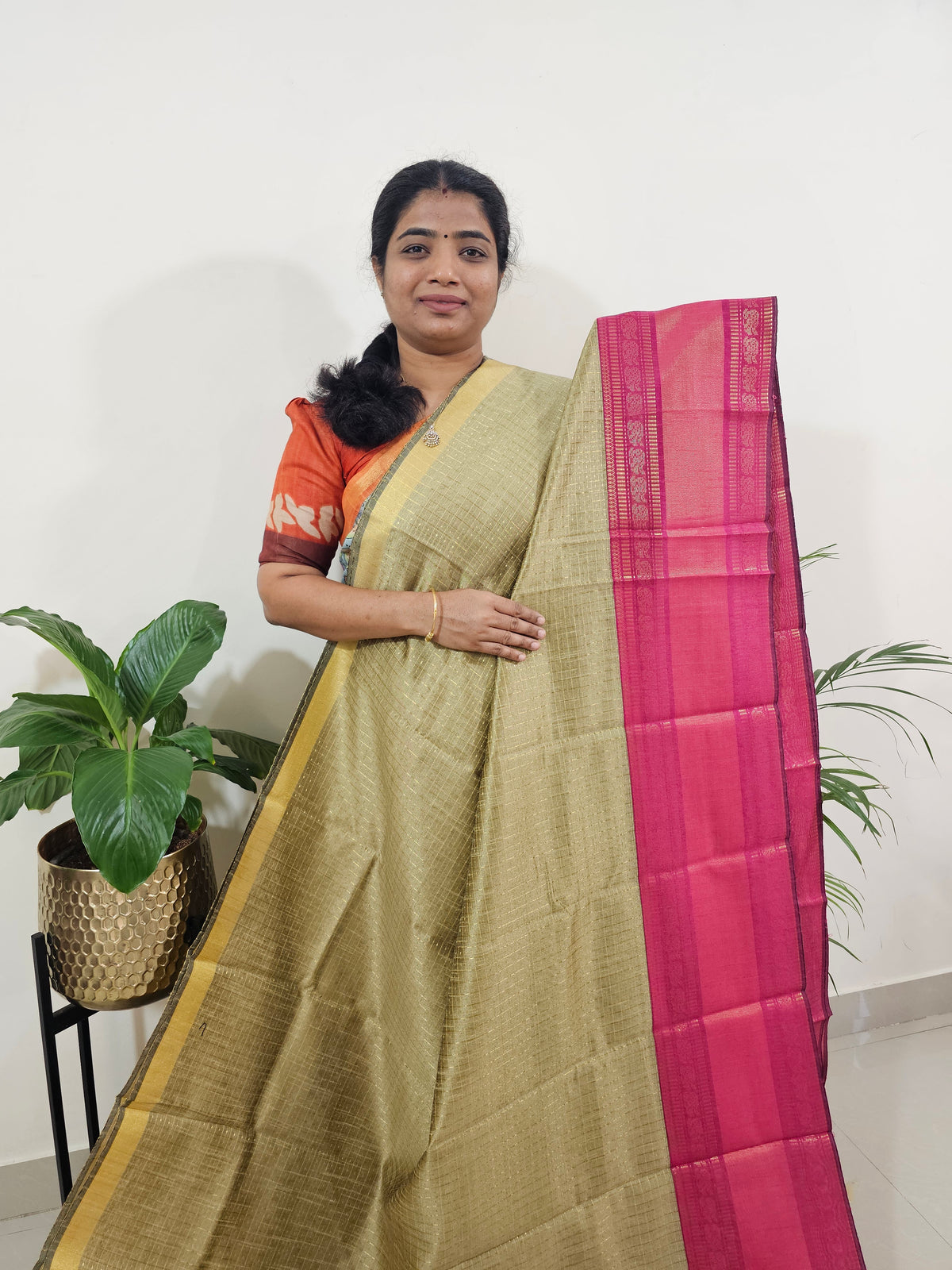 Semi Raw Silk Saree - Beige with Pink