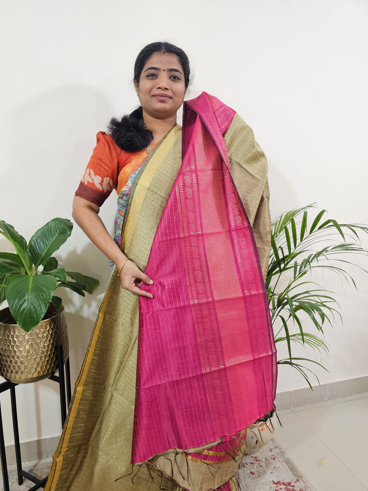 Semi Raw Silk Saree - Beige with Pink