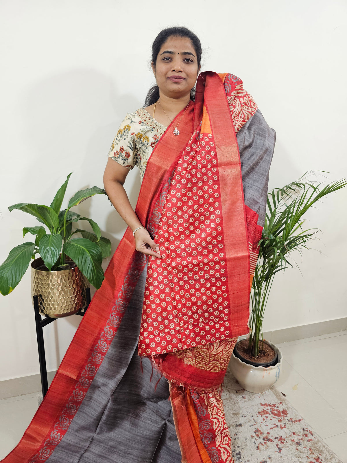 Semi Ghicha Digital Printed Saree - Grey with Red
