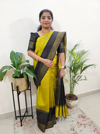 Korvai Weaving Semi Raw Silk Saree - Mehndi Green with Black