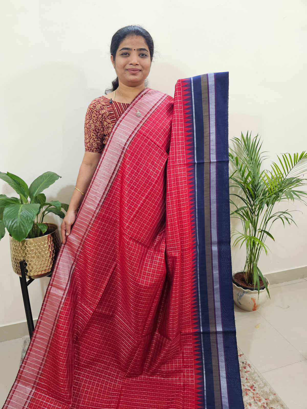 Korvai Weaving Semi Raw Silk Saree - Red with Blue