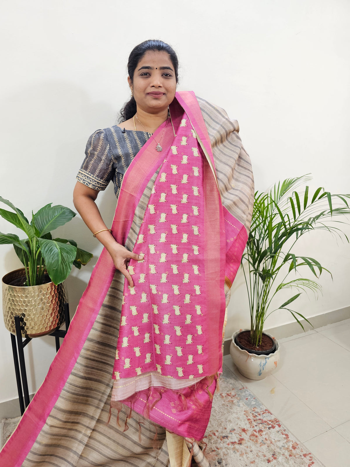 Soft Semi Tussar Weaving with Soft Zari Border - Pink