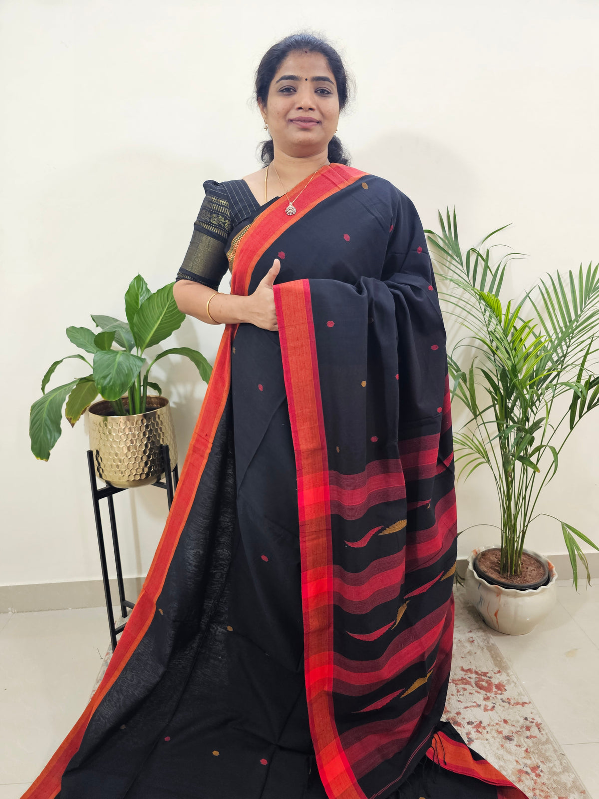Soft Cotton Sarees -  Black With Red