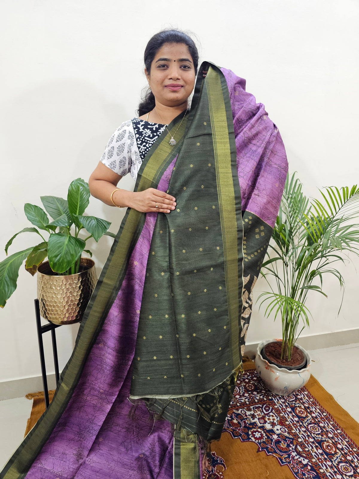 Soft Semi Tussar Weaving with Soft Zari Border - Green with Maroon