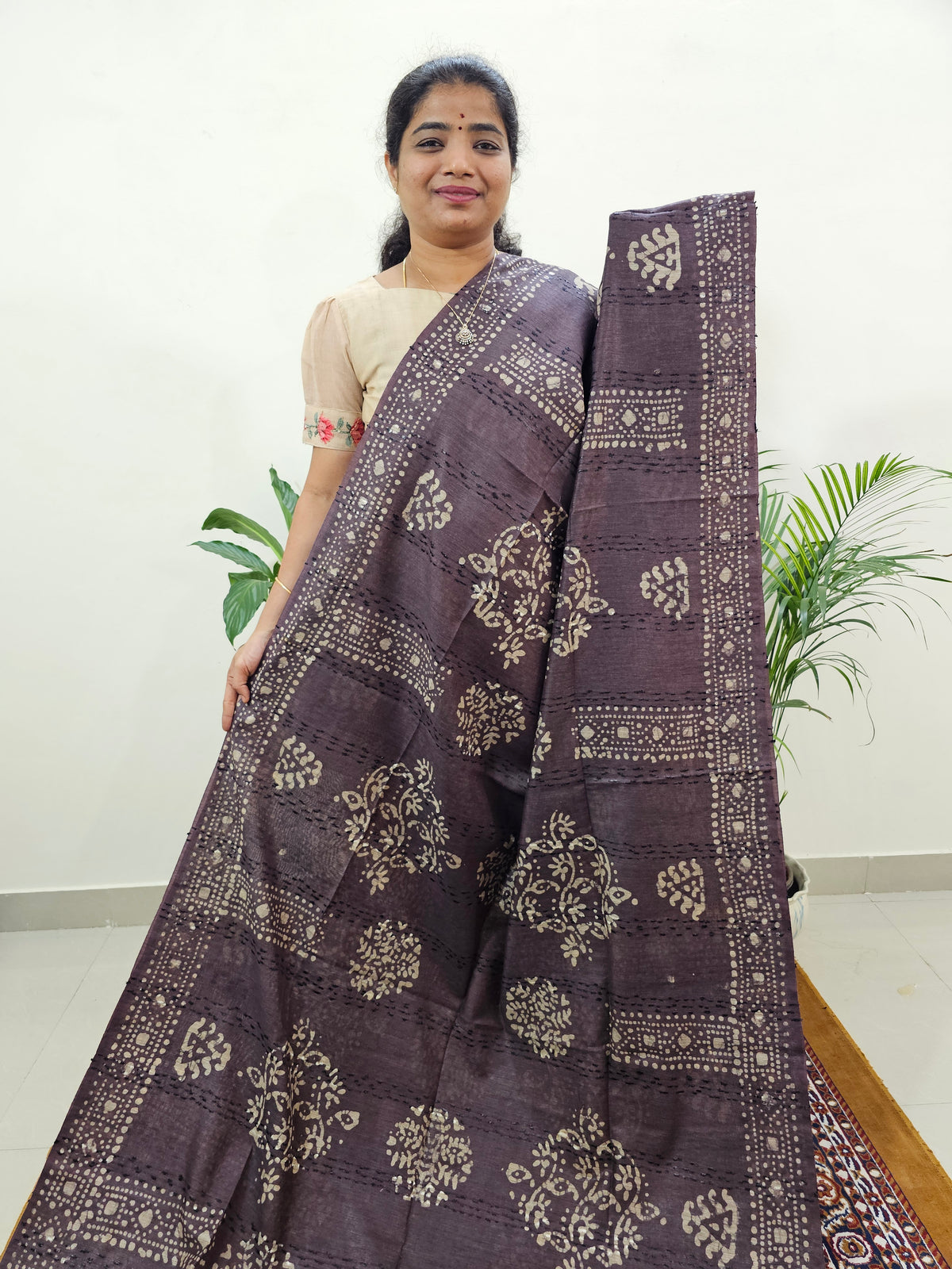 Bhagalpuri Batik Print - Brown with Honey Brown