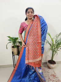 𝐏𝐫𝐞𝐛𝐨𝐨𝐤𝐢𝐧𝐠 𝐀𝐯𝐚𝐢𝐥𝐚𝐛𝐥𝐞 𝟐𝟎 𝐃𝐚𝐲𝐬 𝐃𝐢𝐬𝐩𝐚𝐭𝐜𝐡 𝐓𝐢𝐦𝐞 Soft Semi Tussar Weaving with Pichwai Border - Blue with Brown