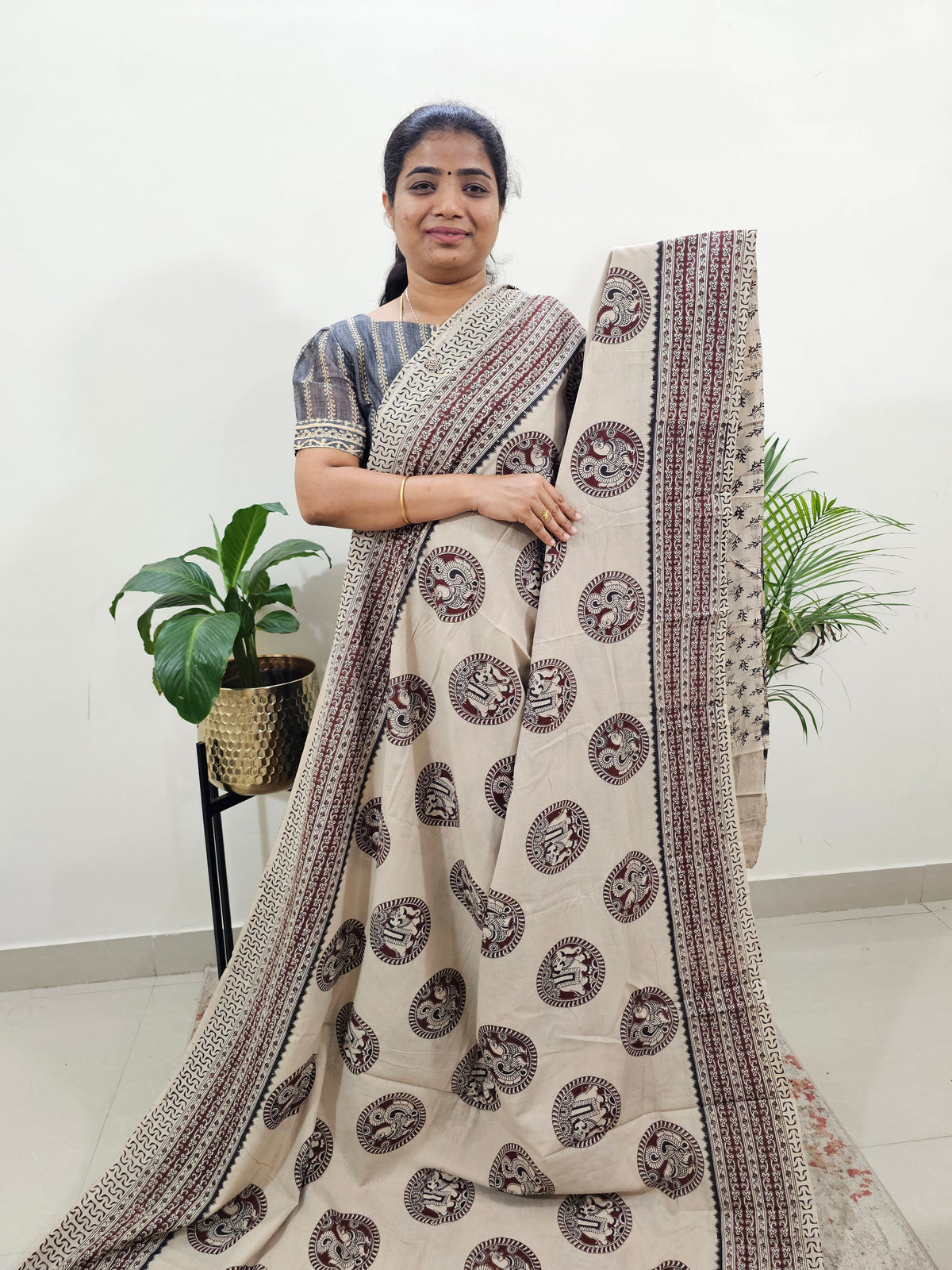 Cotton Kalamkari Saree - Beige with Maroon