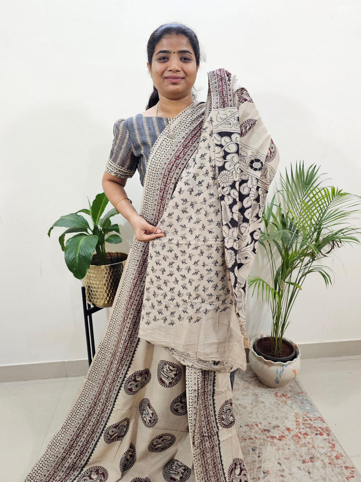 Cotton Kalamkari Saree - Beige with Maroon