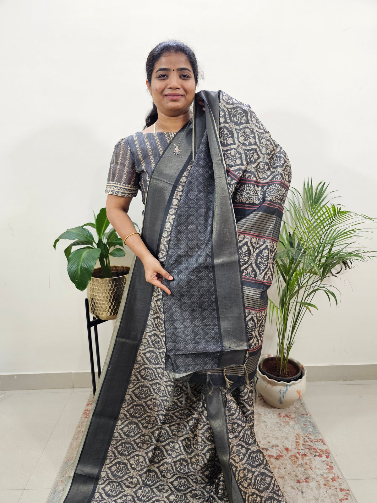 Semi Ghicha Digital Printed Saree -Grey