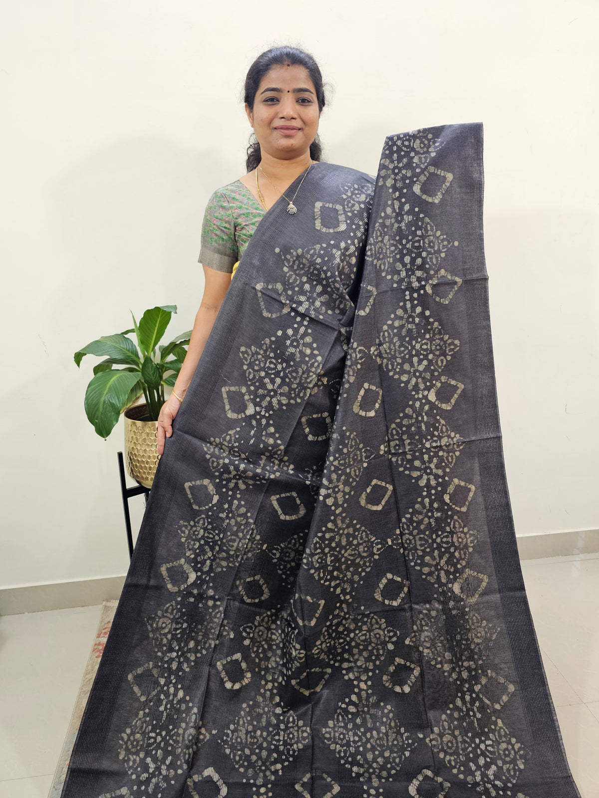 Bhagalpuri Batik Print - Grey with Maroon