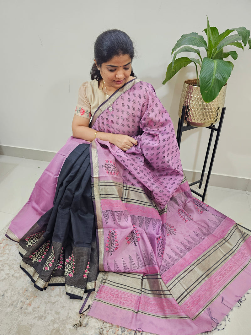 Half & Half Pattern Pure Handloom Maheshwari Silk Cotton Weaves -   Light Purple with Black