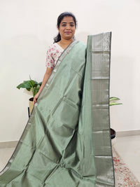 Handwoven Mangalagiri Pattu Saree - Green with Dark Purple