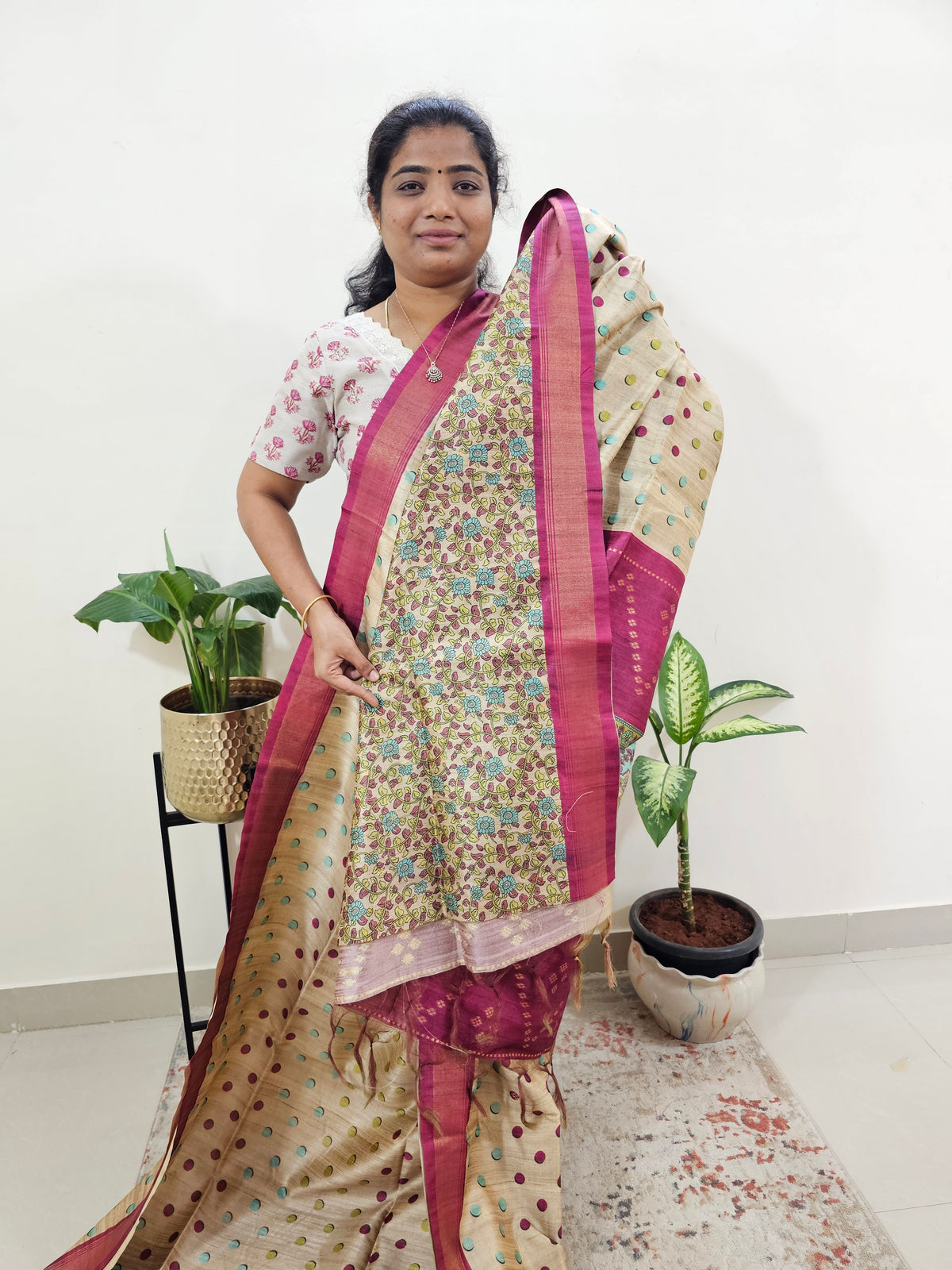 Soft Semi Tussar Weaving with Soft Zari Border - Cream with Pink